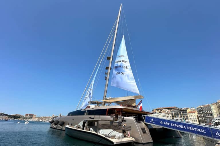 Vidéo | Avec son bateau-musée unique, le festival Art Explora débute sur le Vieux-Port
