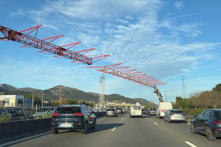 Barres métalliques A50