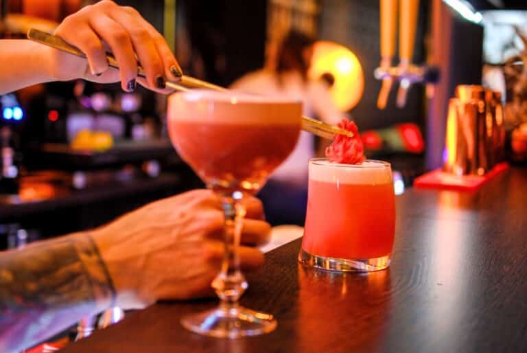 Avec Balance ton bar Marseille, les femmes droguées à leur insu témoignent