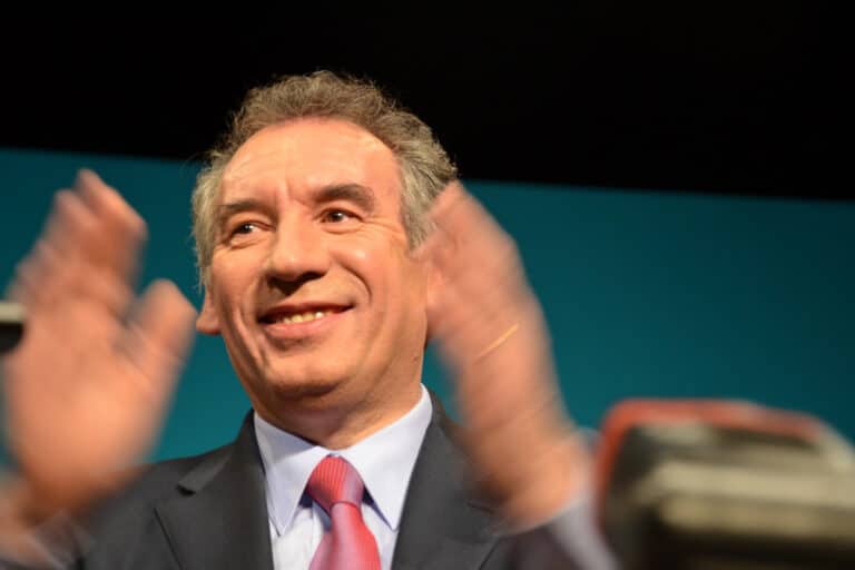 François Bayrou est nommé Premier ministre par Emmanuel Macron