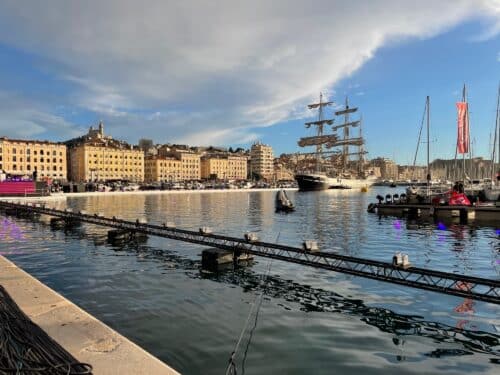 flamme olympique, Retour en images sur l&rsquo;arriv&eacute;e de la flamme olympique &agrave; Marseille le 8 mai, Made in Marseille