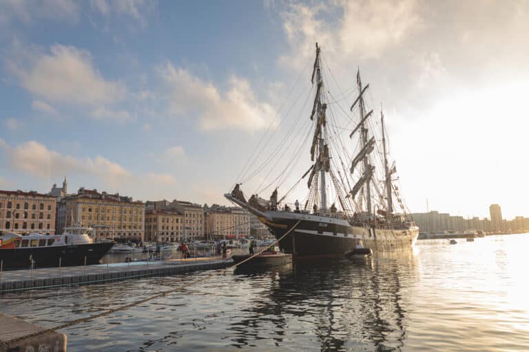 Vidéo | Trois-mâts historique, le Belem fait escale à Marseille et ouvre au public