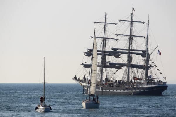 belem-vieux-port-trois-mats-jeux-olympiques-2024-1