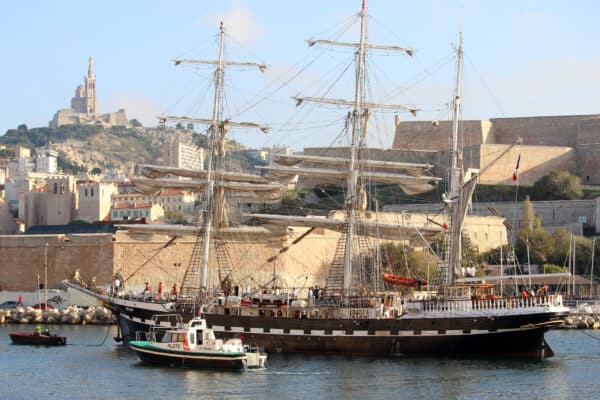 belem-vieux-port-trois-mats-jeux-olympiques-2024-3
