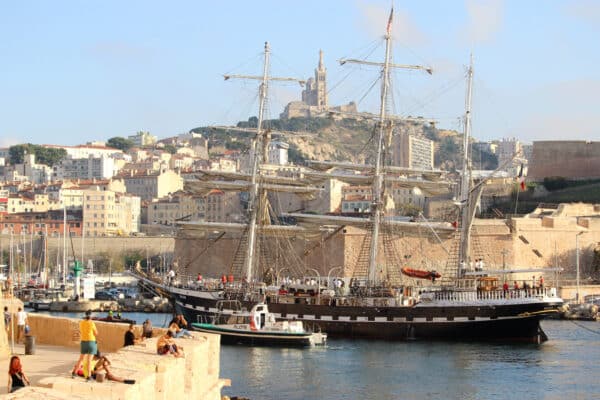 belem-vieux-port-trois-mats-jeux-olympiques-2024-5