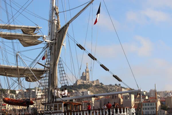 belem-vieux-port-trois-mats-jeux-olympiques-2024-8