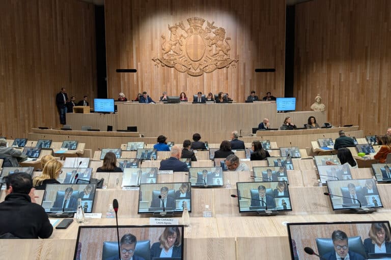L&rsquo;élection du maire de Marseille aura lieu samedi 28 mars, les secteurs le 5 avril
