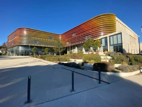 bibliotheque-fenouilleres-universite-aix-maroine-jit