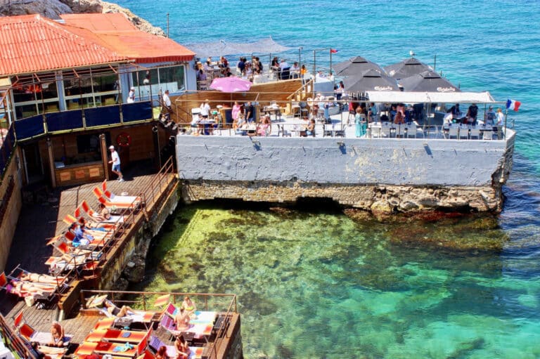 La sélection des meilleurs endroits pour manger en bord de mer à Marseille