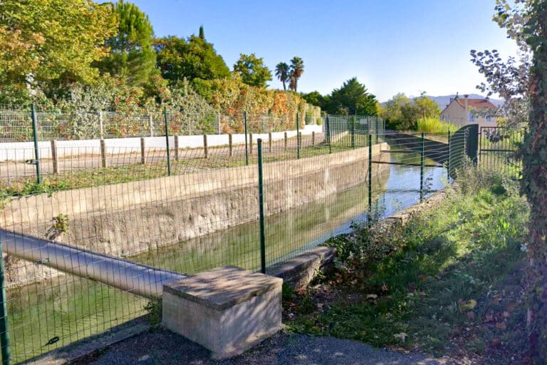 Une grande voie verte de 6 kilomètres en projet le long de l&rsquo;ancien canal de Marseille