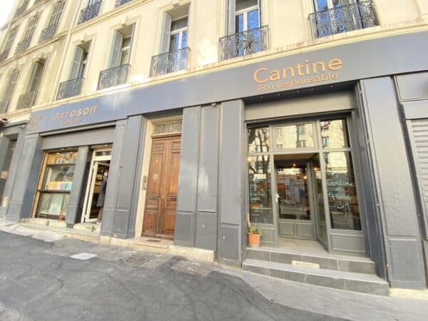 cantine-eco-responsable-arrosoir