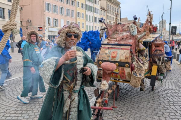 carnaval-2025-deguisement-defile-char-02