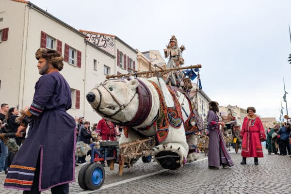 carnaval-2025-deguisement-defile-char-16