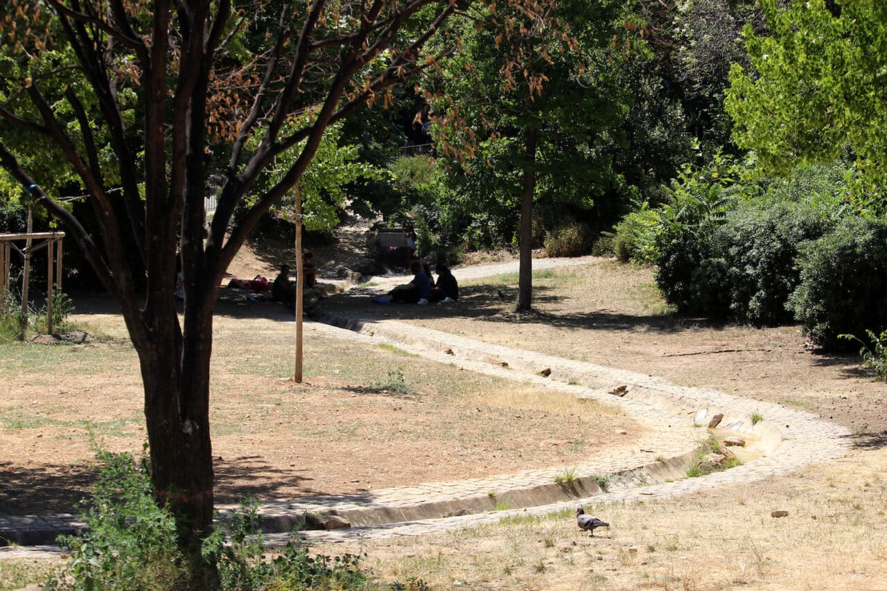 longchamp, En images | L&rsquo;eau coule &agrave; nouveau dans le ruisseau du parc Longchamp, Made in Marseille