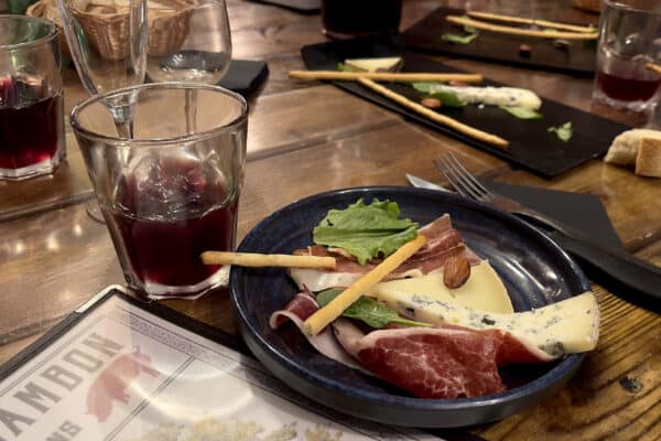 cave-a-jambon-tapas