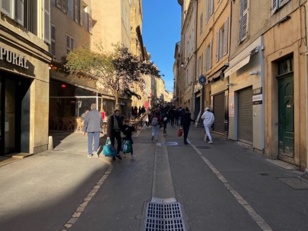 centre-aix-rue-espariat-maroine-jit