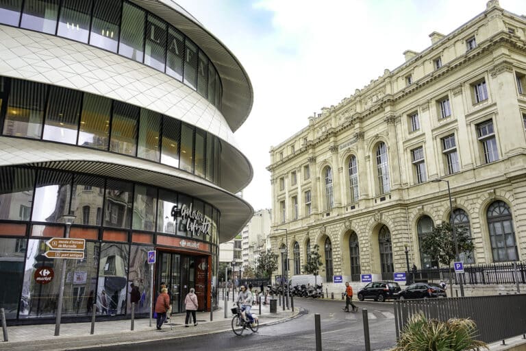 Et si le palais de justice de Marseille déménageait finalement dans le Centre Bourse ?