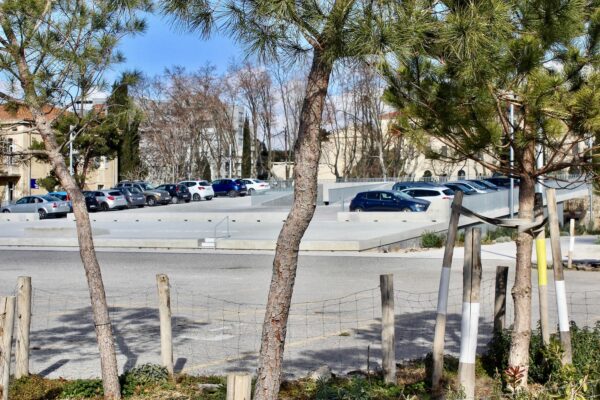 champ-de-mai-friche-jardin-parking-interview-filotico 5