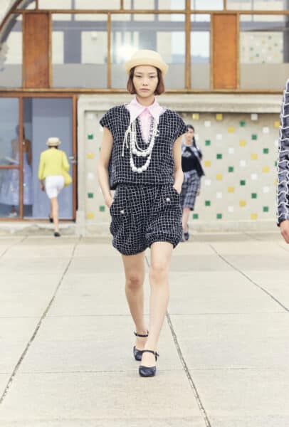 d&eacute;fil&eacute; Chanel, Revivez en images le d&eacute;fil&eacute; Chanel sur le toit de la Cit&eacute; Radieuse &agrave; Marseille, Made in Marseille