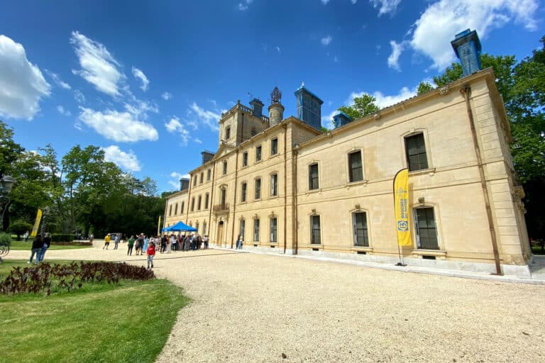 Visites, spectacles et gastronomie vous attendent tout l&rsquo;été au Château d&rsquo;Avignon