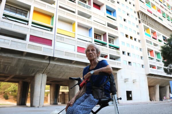 cité-radieuse-le-corbusier-marseille-suzanne-2