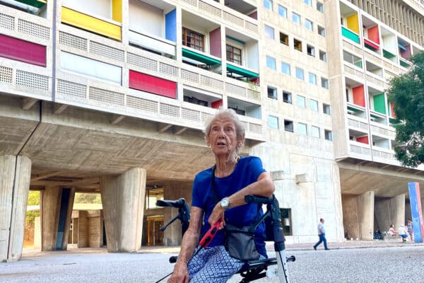 cité-radieuse-le-corbusier-marseille-suzanne-4