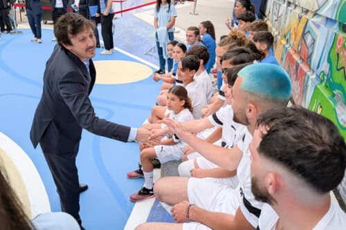 stade, Un city stade flambant neuf aux couleurs de l&rsquo;OM inaugur&eacute; &agrave; la Friche la Belle de Mai, Made in Marseille