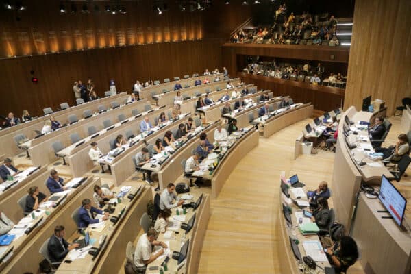 conseil-municipal-hémicycle-17