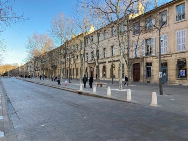 cour-mirabeau-batiment-aix-maroine-jit
