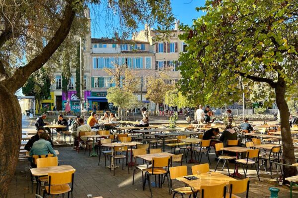 cours-julien-notre-dame-du-mont-terrasse-2