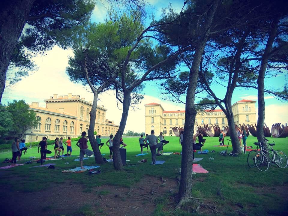 Participez à des séances de yoga avec la plus belle vue sur Marseille