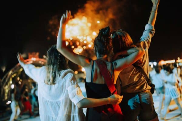 delta-festival-steve-kgt-festivaliers-feu-artifice-2