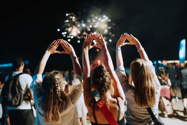 delta-festival-steve-kgt-festivaliers-feu-artifice-3