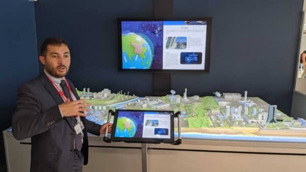 digital-twin-trangram-2