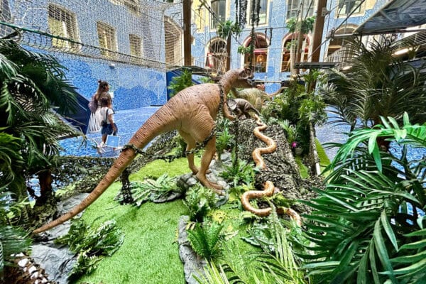 docks-village-aventure-dinosaures-accrobranche-1