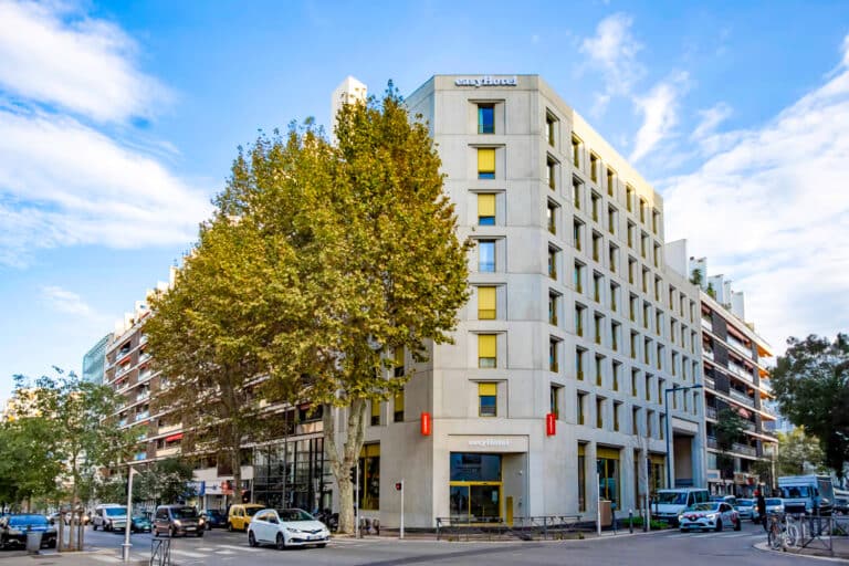 easyhotel