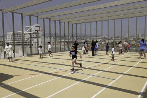 des fabriques, En images | Avec ses toits-terrasses, la nouvelle &eacute;cole des Fabriques inaugur&eacute;e, Made in Marseille