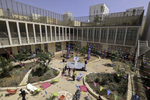 des fabriques, En images | Avec ses toits-terrasses, la nouvelle &eacute;cole des Fabriques inaugur&eacute;e, Made in Marseille