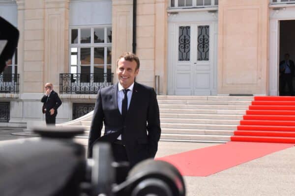emmanuel-macrn-sommet-des-deux-rives copie