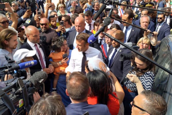 emmanuel-macron-benza-logement-habitat-degrade-5