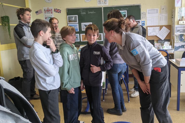 Une institutrice rejoint le Parc des Calanques pour renforcer sa mission éducative