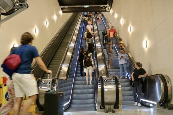 escalator-st-charles-métro3