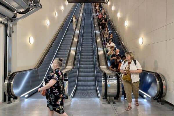 escalator-st-charles2