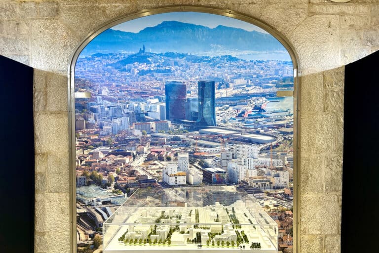 Aux Docks Village, une rétrospective inédite sur les grands chantiers d&rsquo;Euroméditerranée