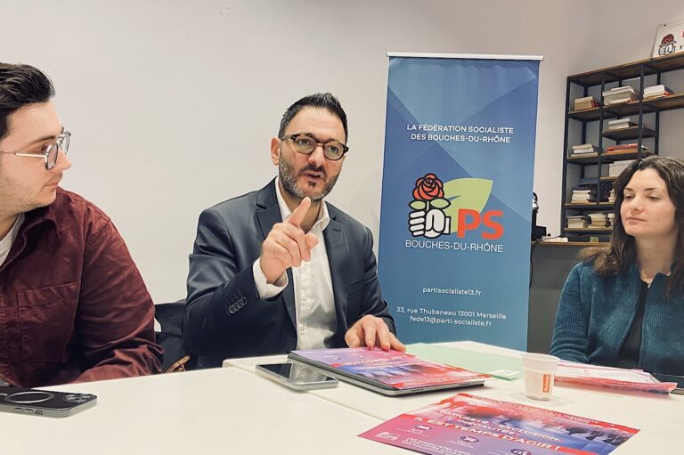 Avant les Européennes, le Parti socialiste en campagne pour lutter contre les précarités