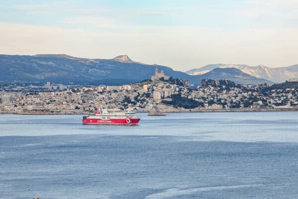ferrie-corsica-linea-bonne-mere
