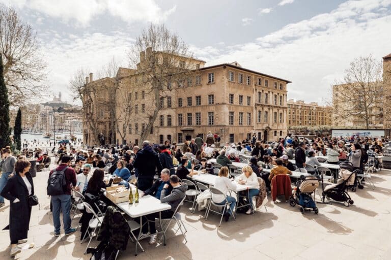 Grands banquets, concerts, pétanque… le festival Mars à Table de retour en octobre