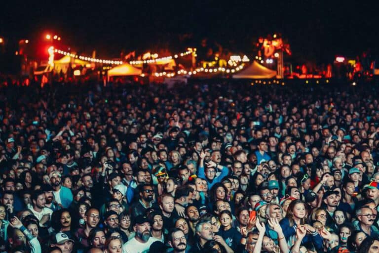 festival super moustache