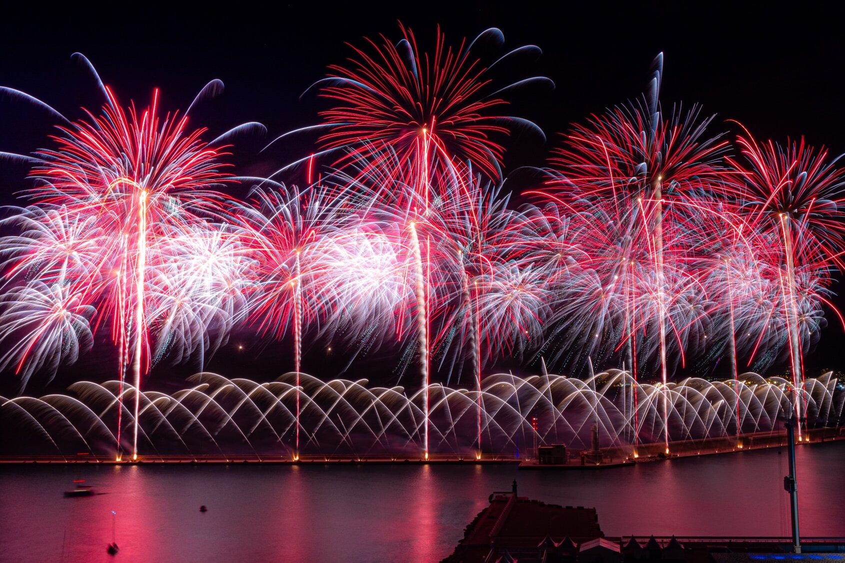 Celebrons l'esprit des Jeux ! Compte a rebours de líarrivee de la flamme - JO Paris 2024 - Marseille