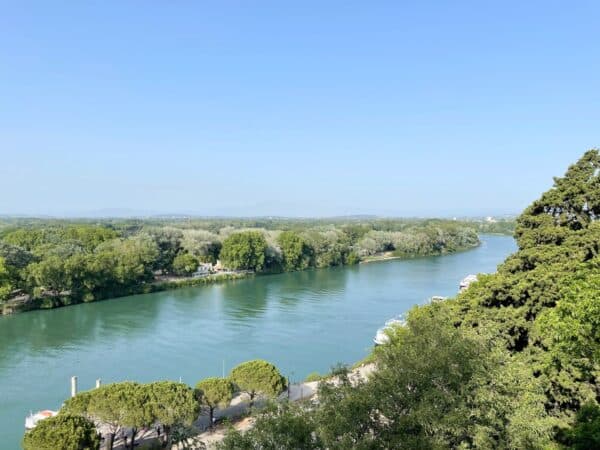 fleuve-rhone-avignon-provence